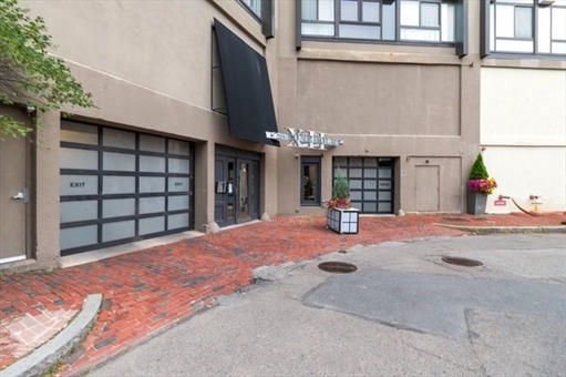 12 Stoneholm Street, Apt 616