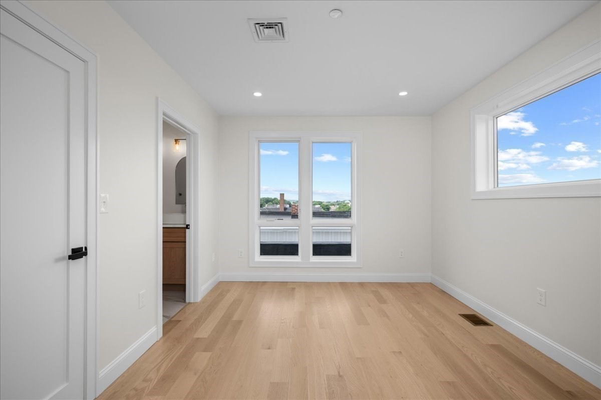 595 Broadway Unit 302, Somerville, MA 02145 - Image 17