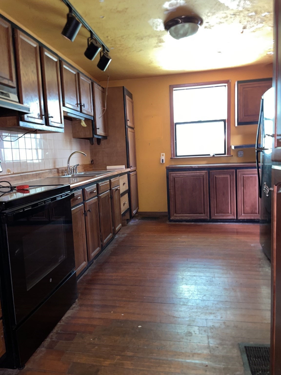 38 Fredonian St, Shirley, MA 01464 - Image 10