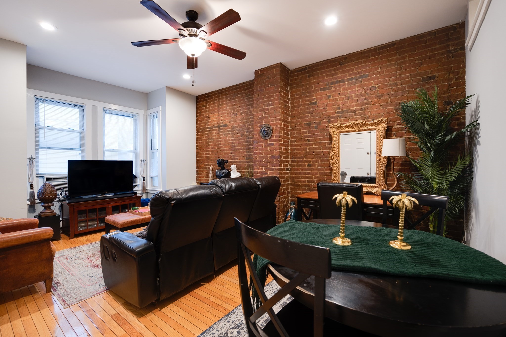 114 Trenton St Unit 1, East Boston, Boston, MA 02128