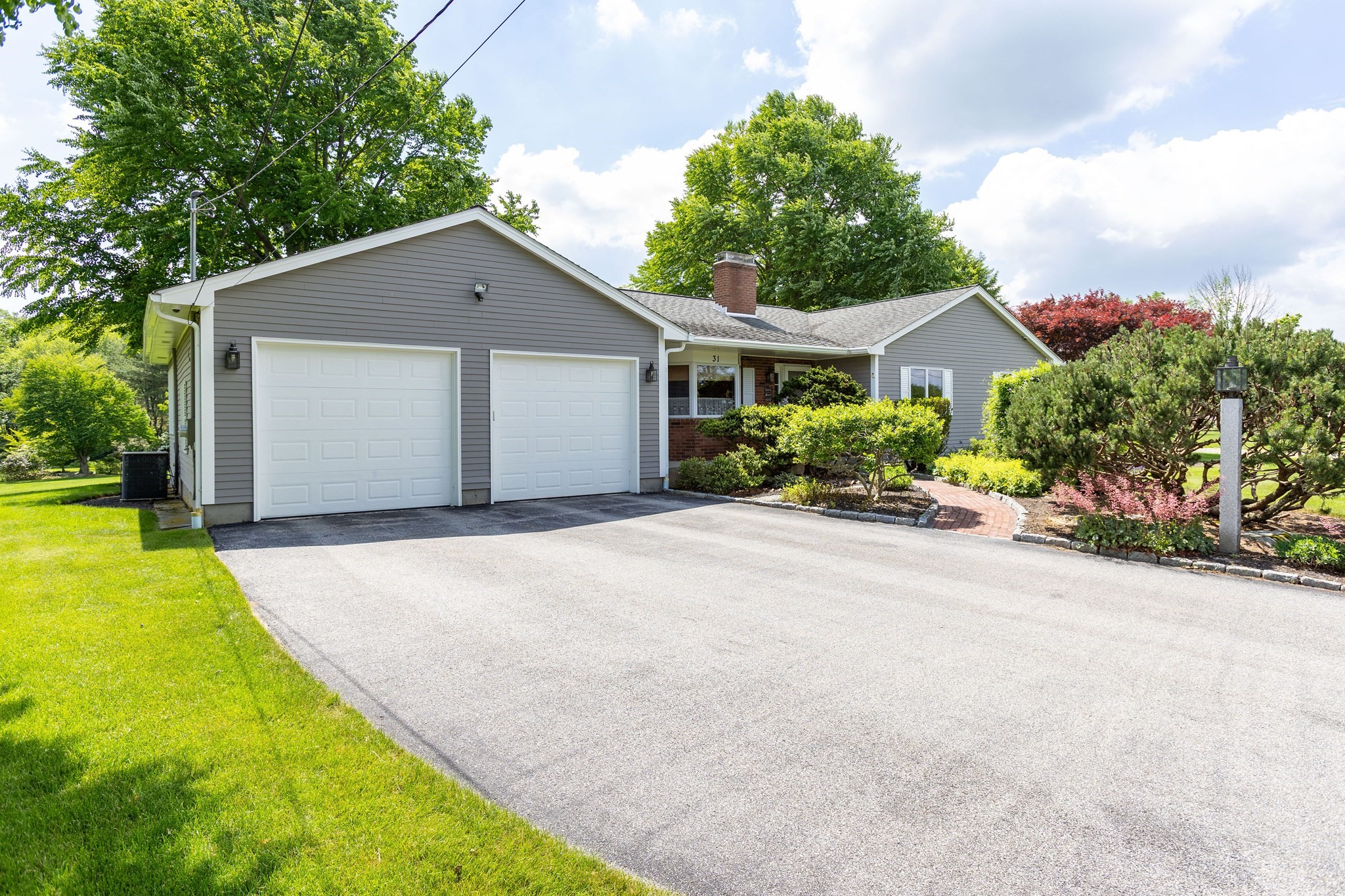 31 Fort Hill Road, Oxford, MA 01540