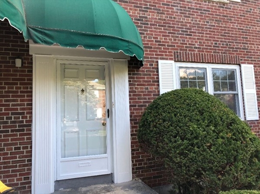 132 Emerson Gardens Rd, Apt 132