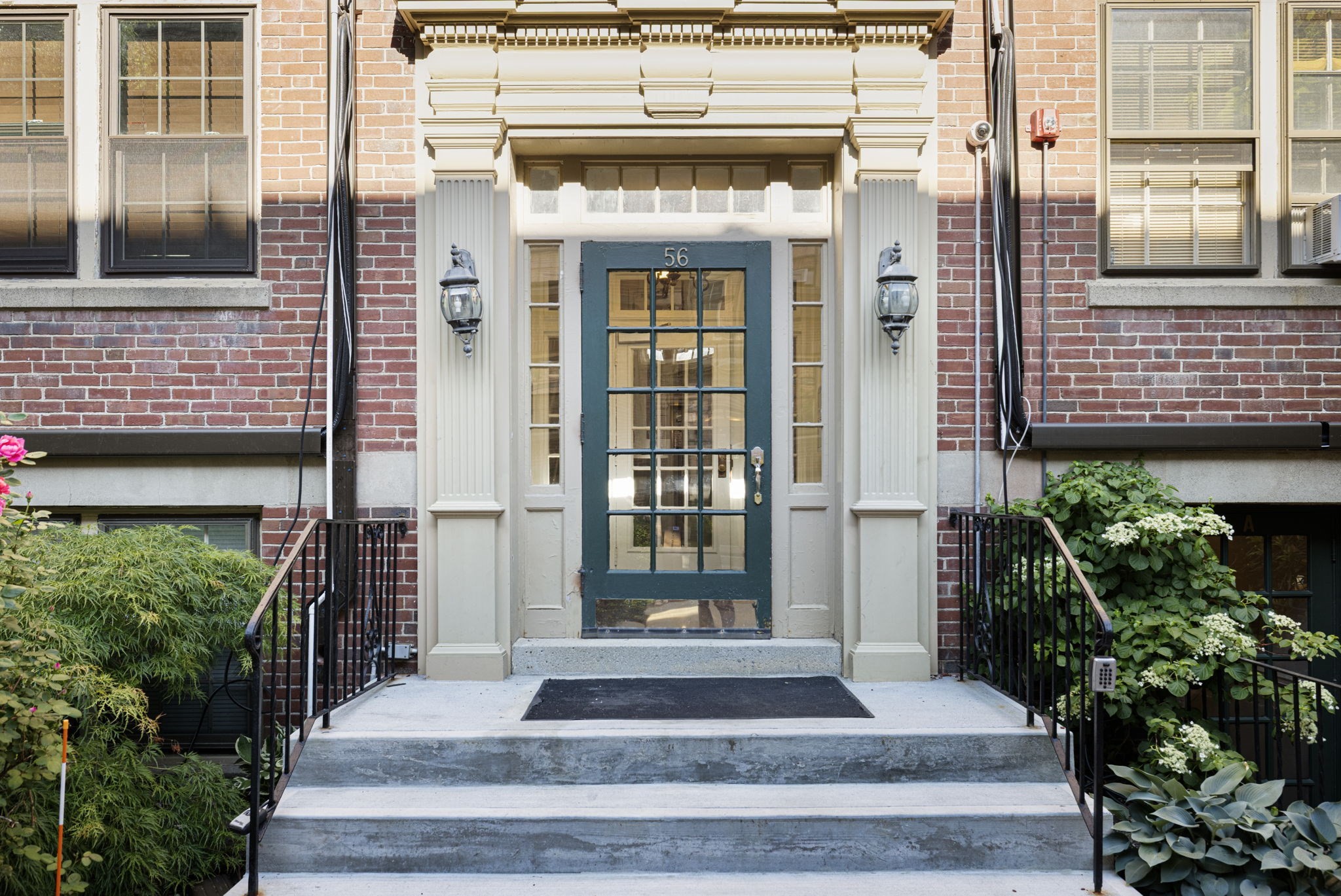 56 Elm Unit 10, Worcester, MA 01609