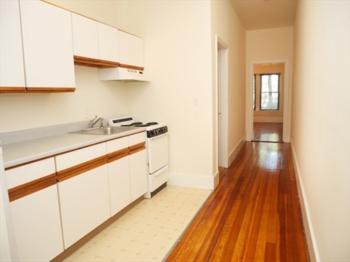 1382 Beacon, Apt 4