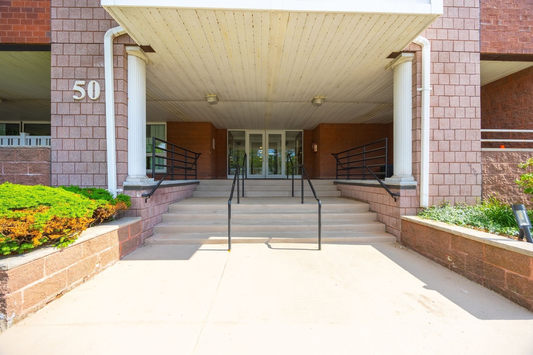 50 Watertown St Unit 610, Watertown, MA 02472