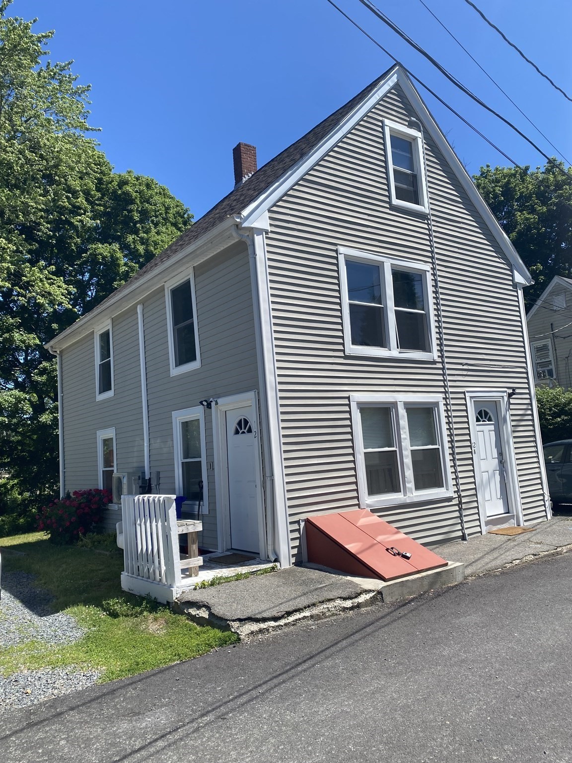 12 Campbell Ct, Taunton, MA 02718