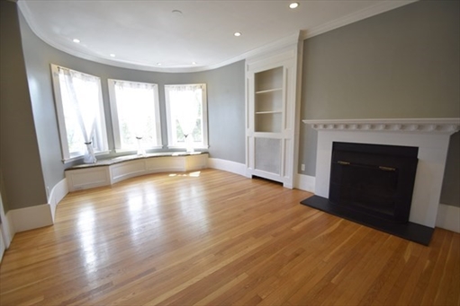 1402 Beacon St., Apt 3