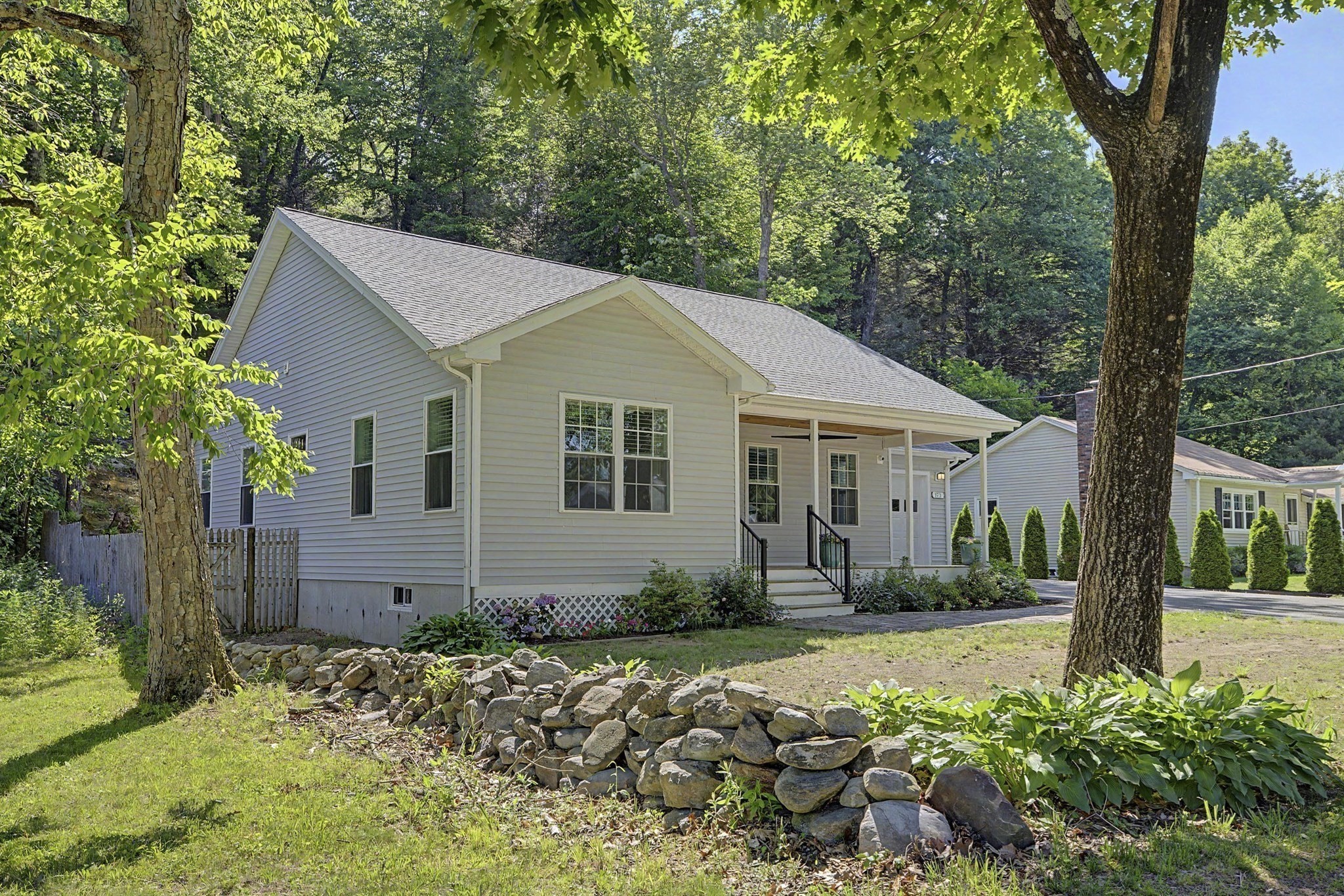 573 Federal Street, Belchertown, MA 01007
