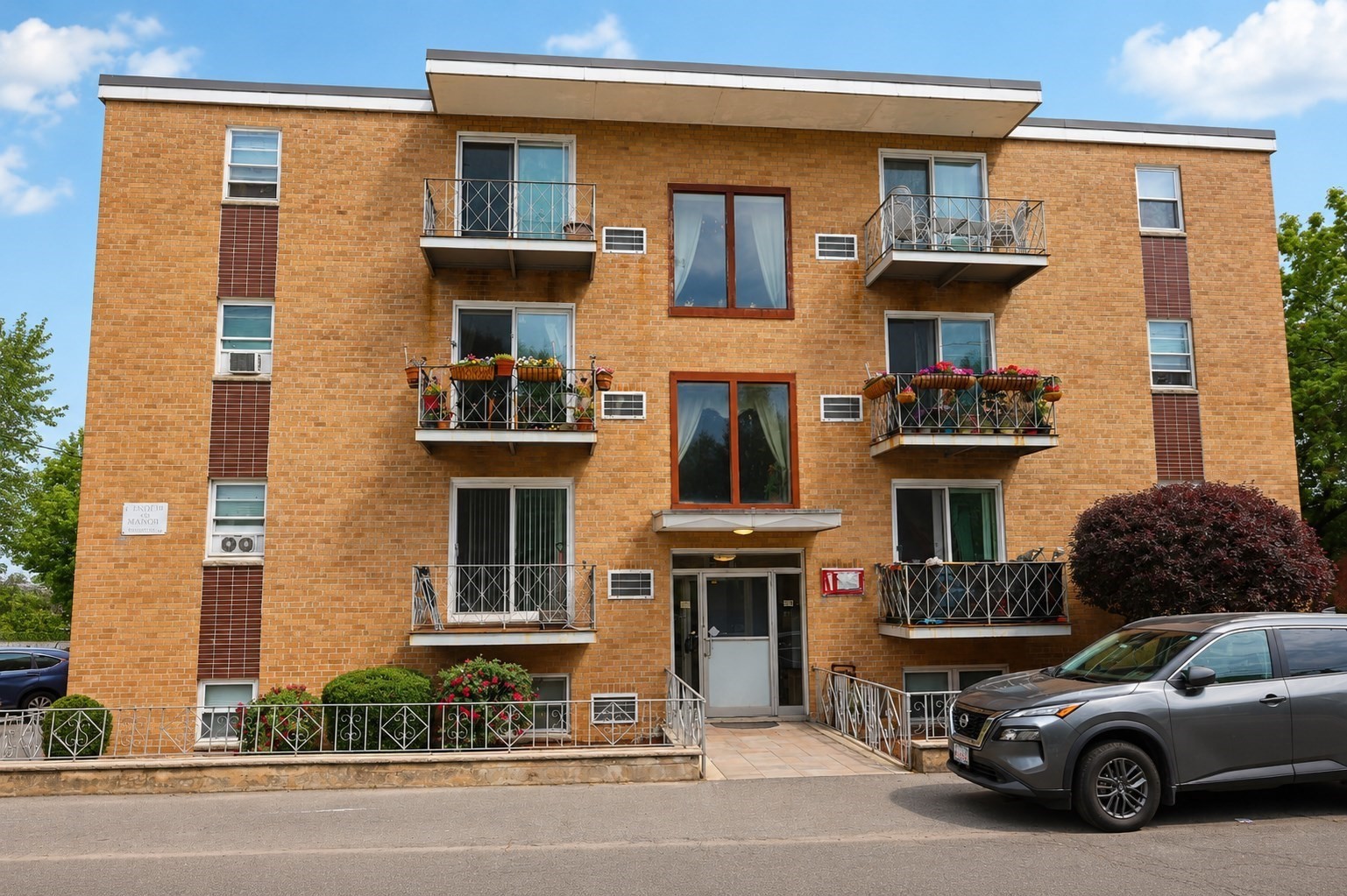 75 Waldemar Ave Unit 202, East Boston, Boston, MA 02128