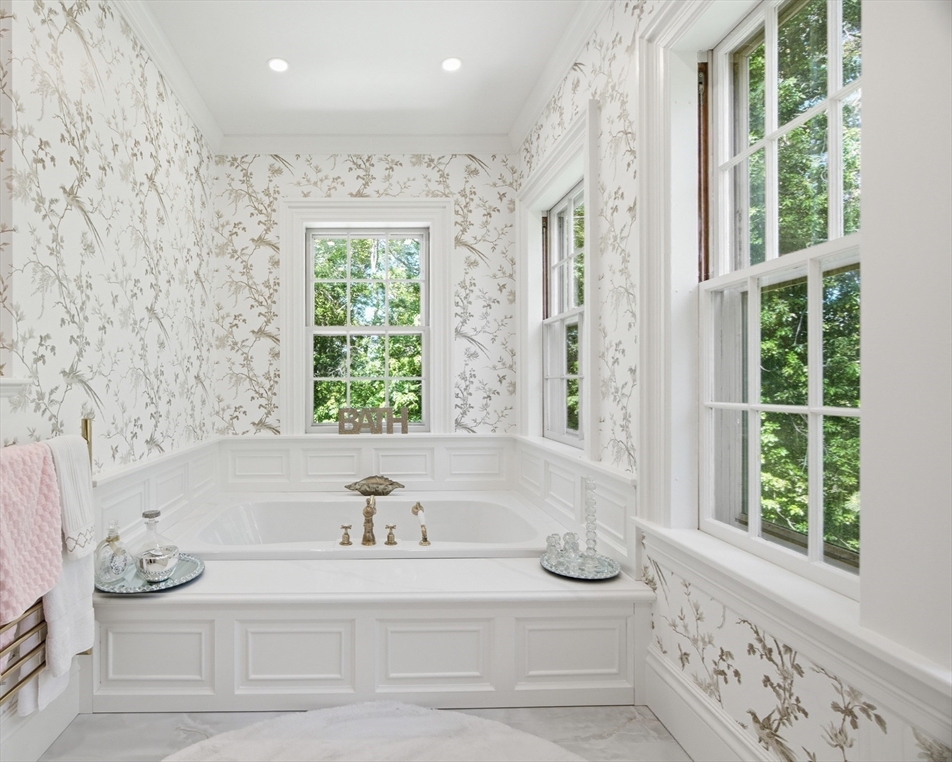 31 Boyles Street, Beverly, MA Image 24
