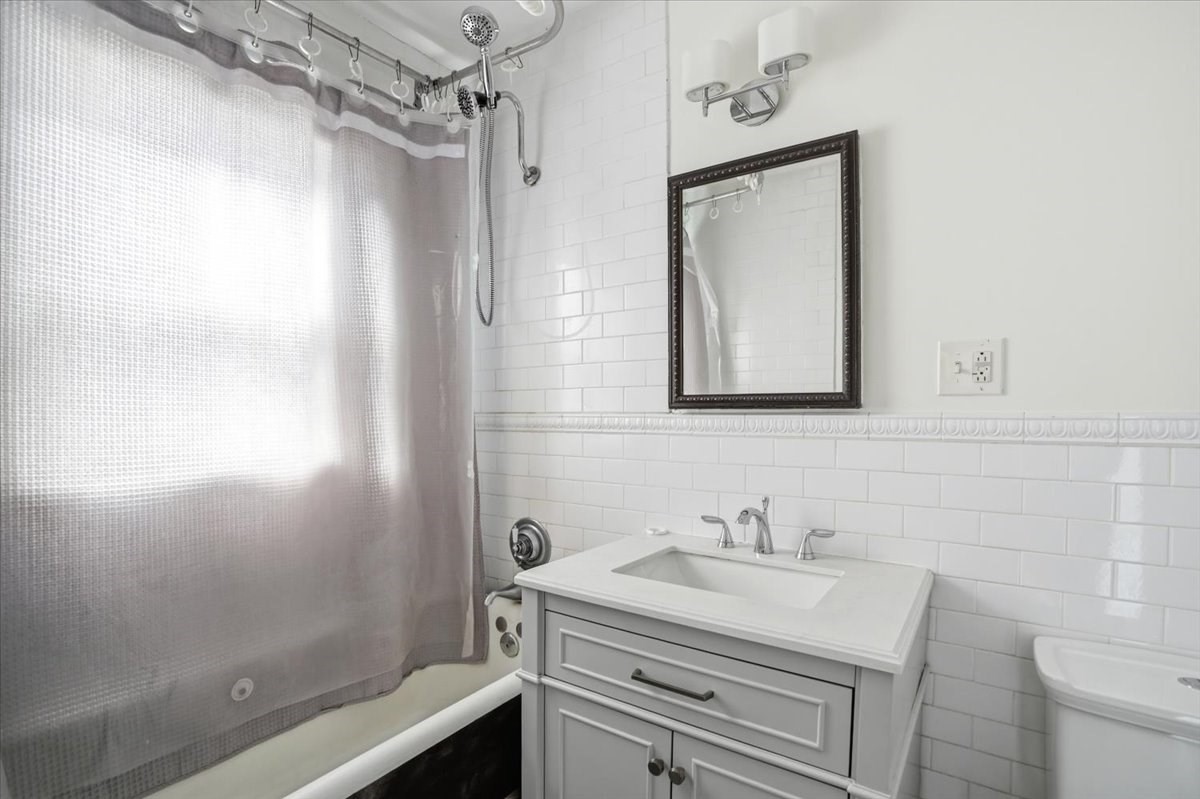 16 Logan St, Fort Hill, Boston, MA 02119 - Image 17