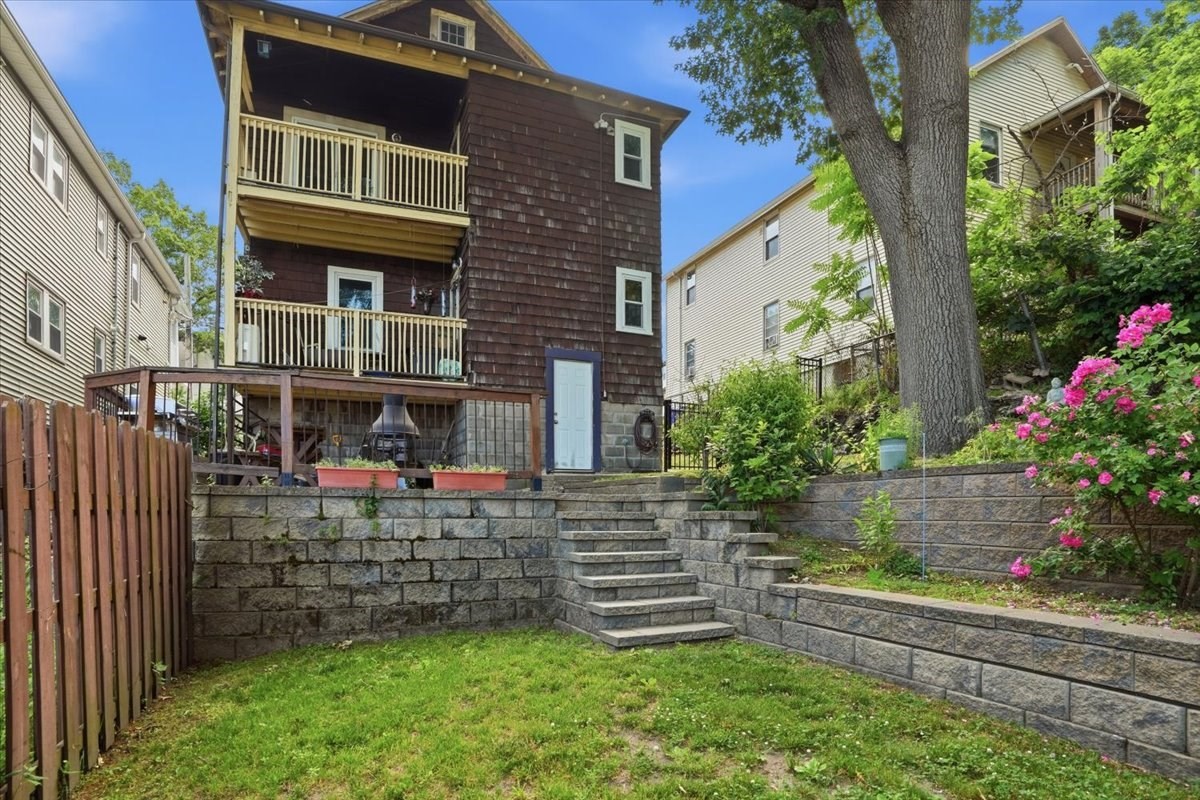 16 Logan St, Fort Hill, Boston, MA 02119 - Image 31