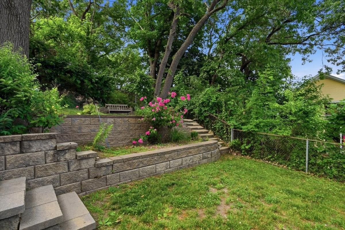16 Logan St, Fort Hill, Boston, MA 02119 - Image 35