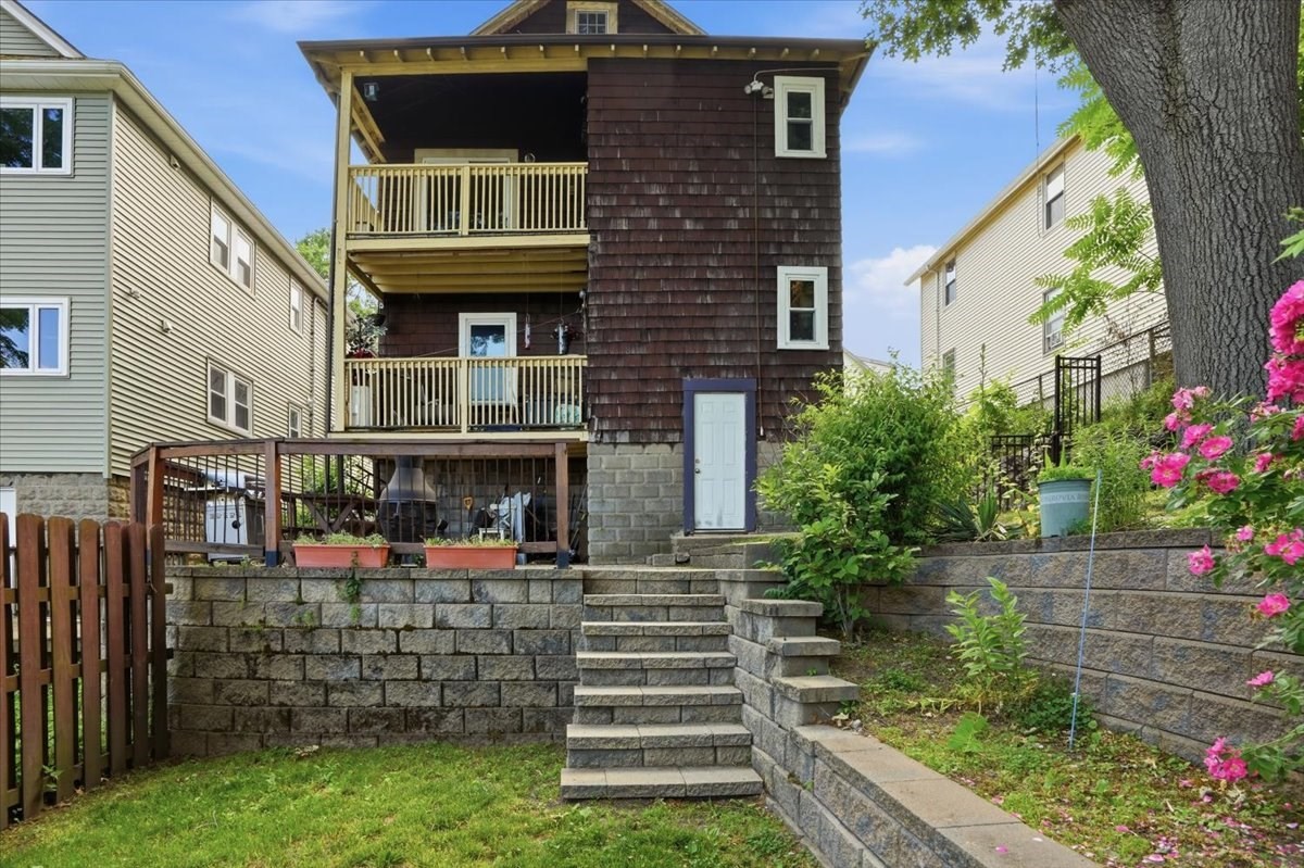 16 Logan St, Fort Hill, Boston, MA 02119 - Image 38
