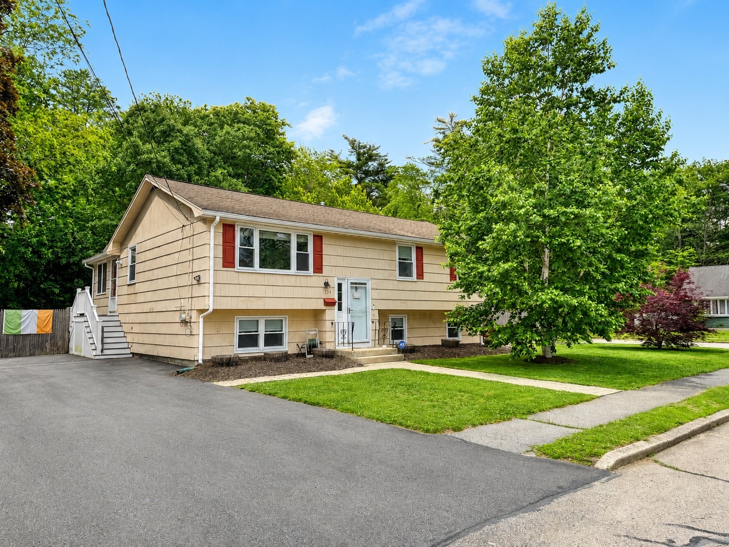 174 Damon Rd, Rockland, MA 02370
