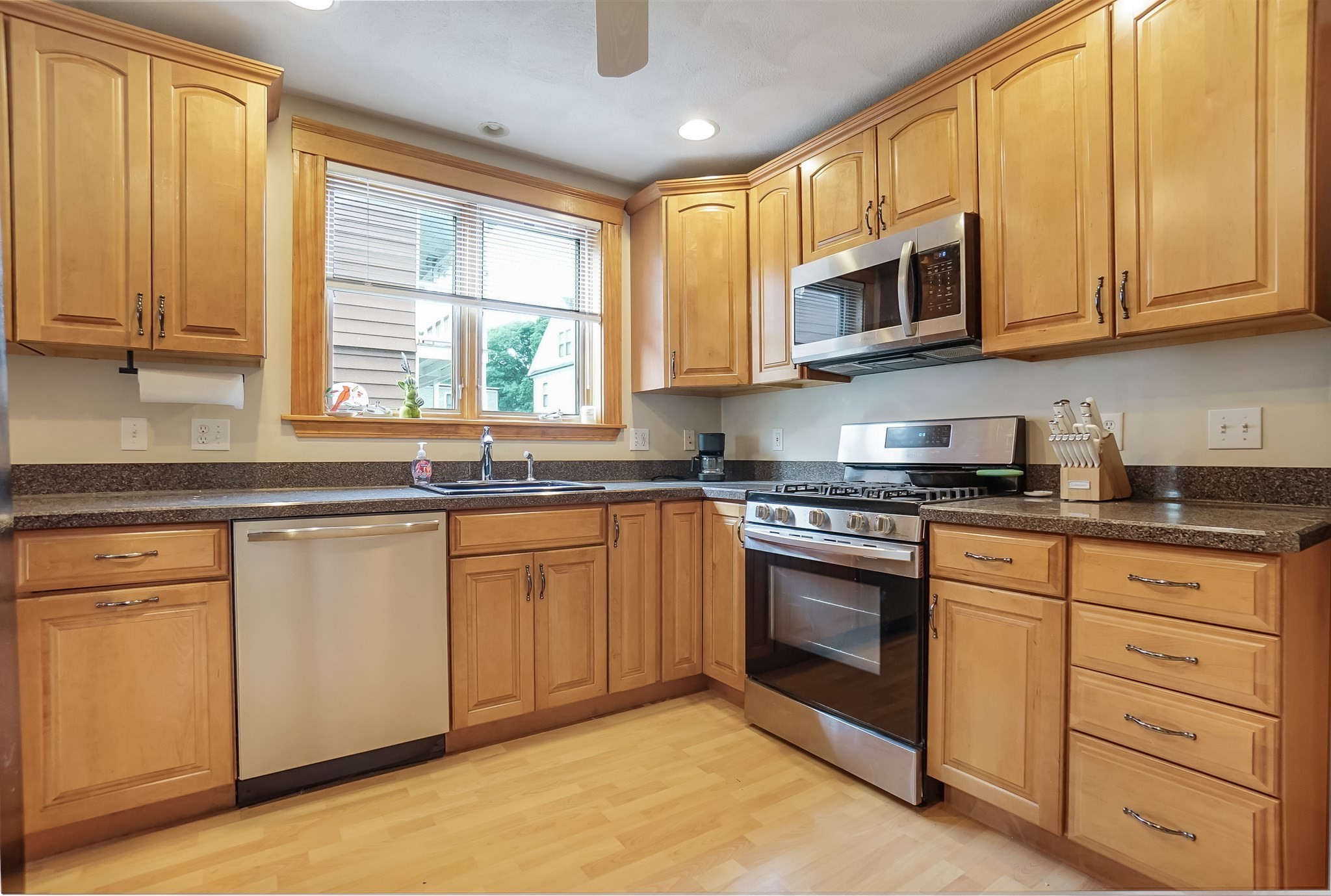 38 Cherry St, Medford, MA 02155 - Image 27