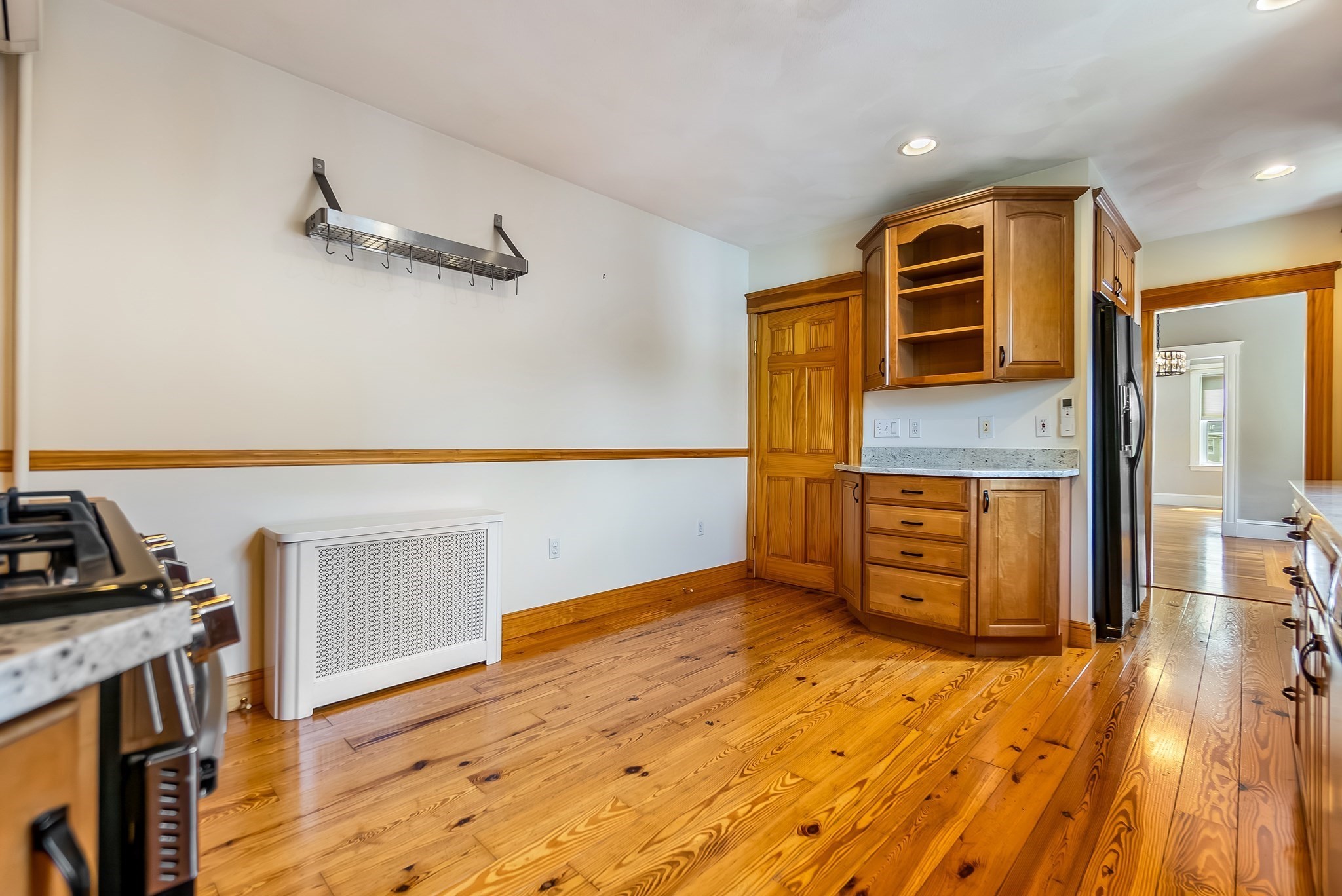 38 Cherry St, Medford, MA 02155 - Image 9