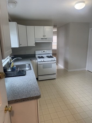 44 SPRING, Apt 3