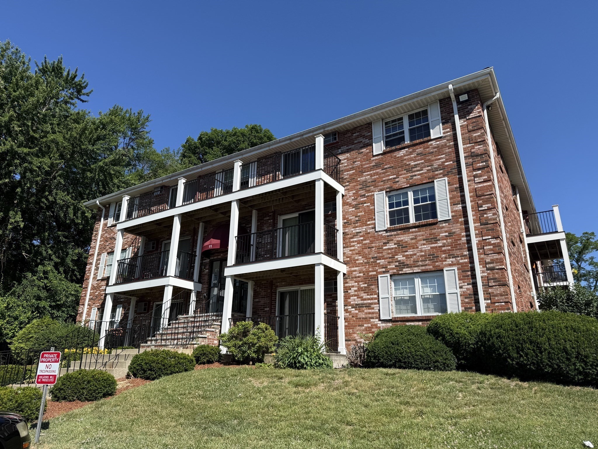 11 Kenmar Drive Unit 10, Billerica, MA 01821