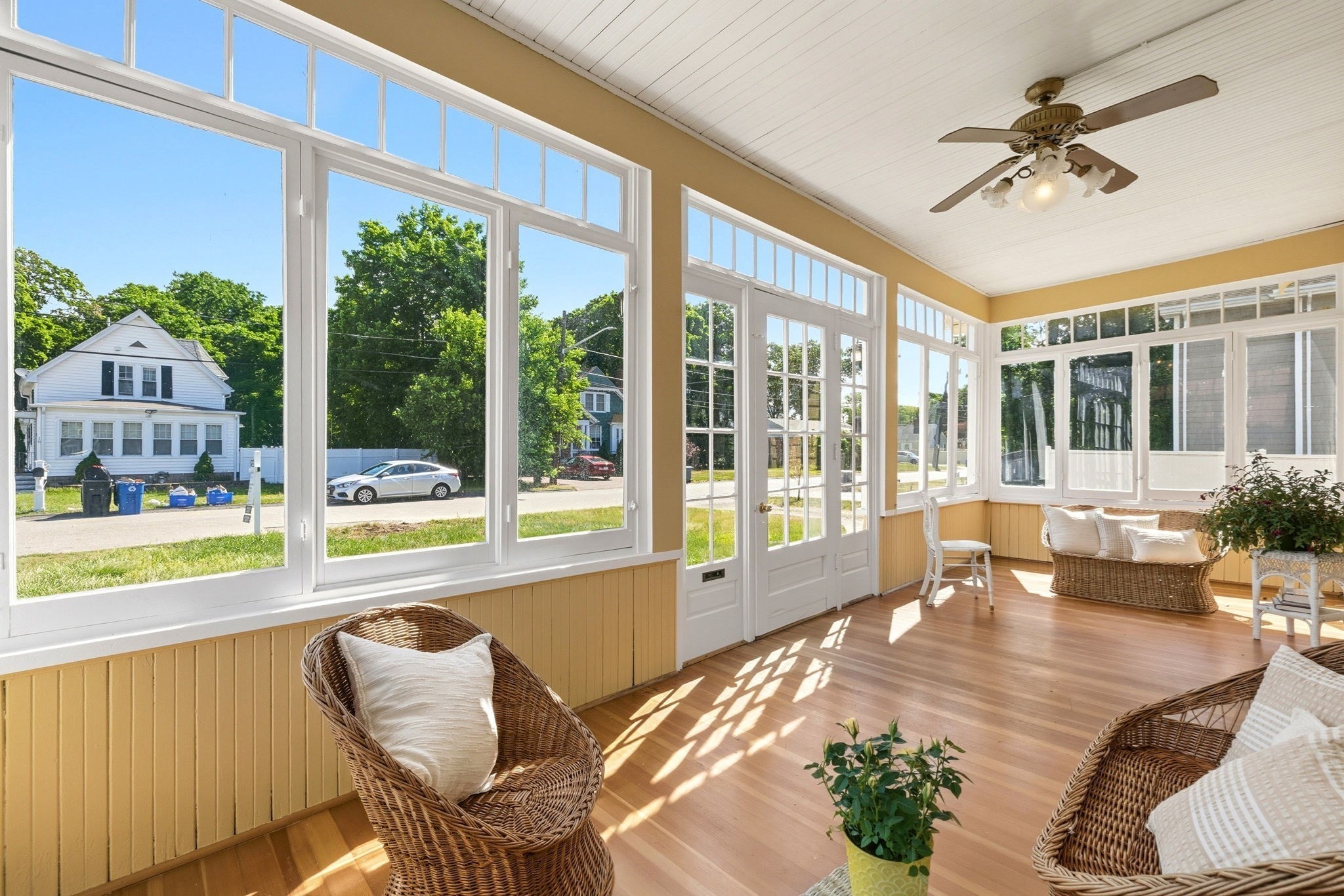 17 Munroe Street, Lynnfield, MA 01940 - Image 3