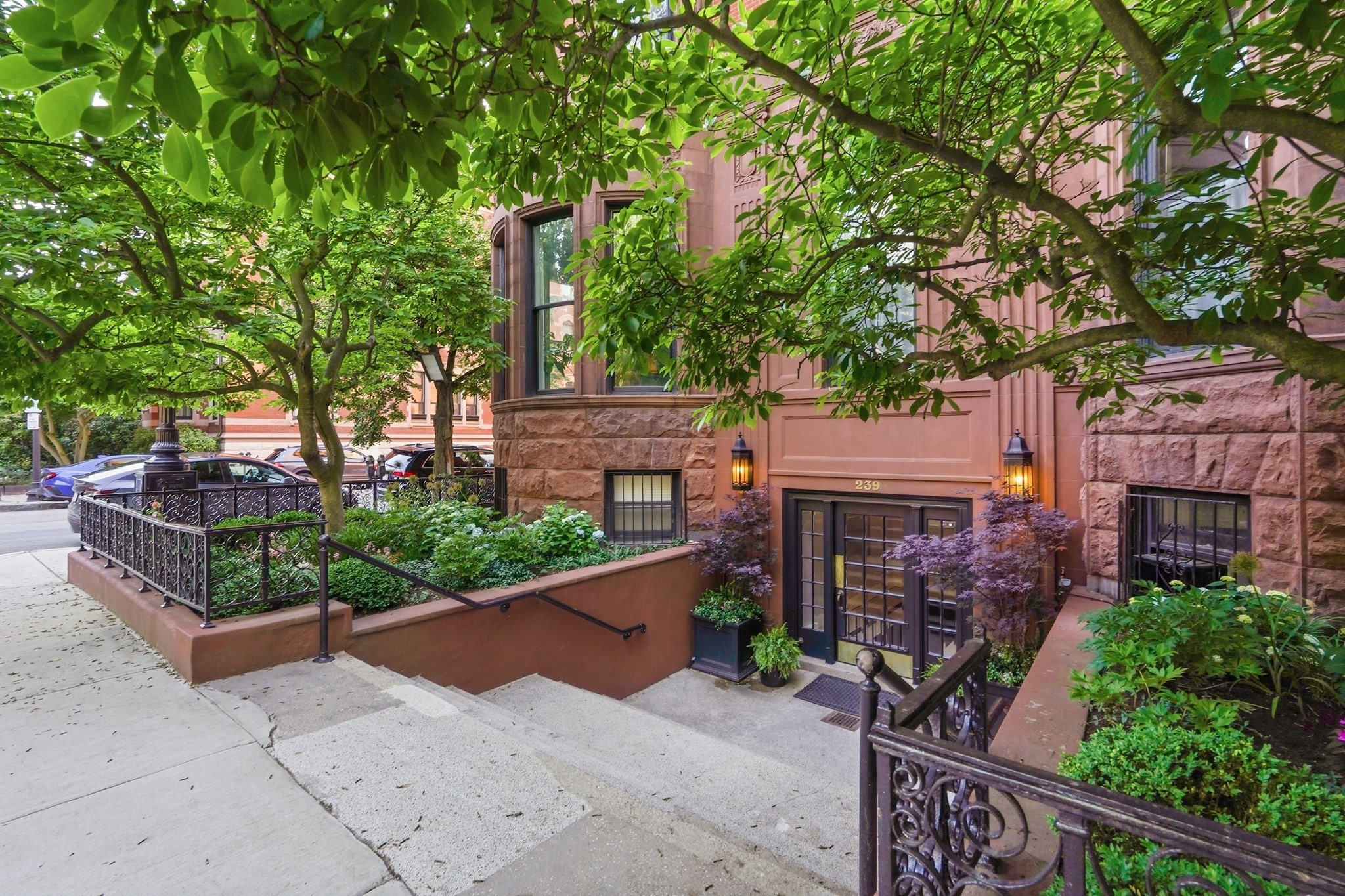 239 Commonwealth Ave Unit 10, Back Bay, Boston, MA 02116