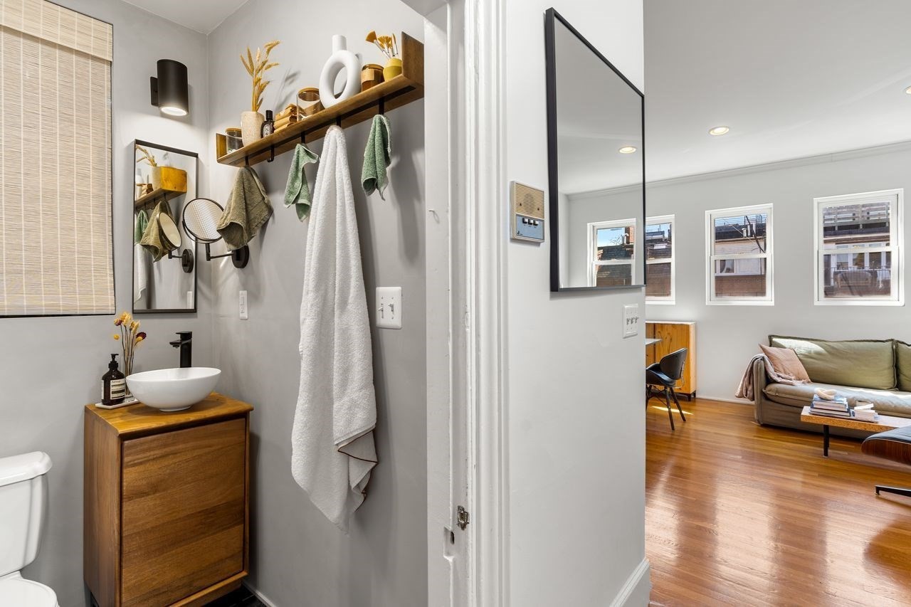 154 W Concord St Unit 4, South End, Boston, MA 02118 - Image 17