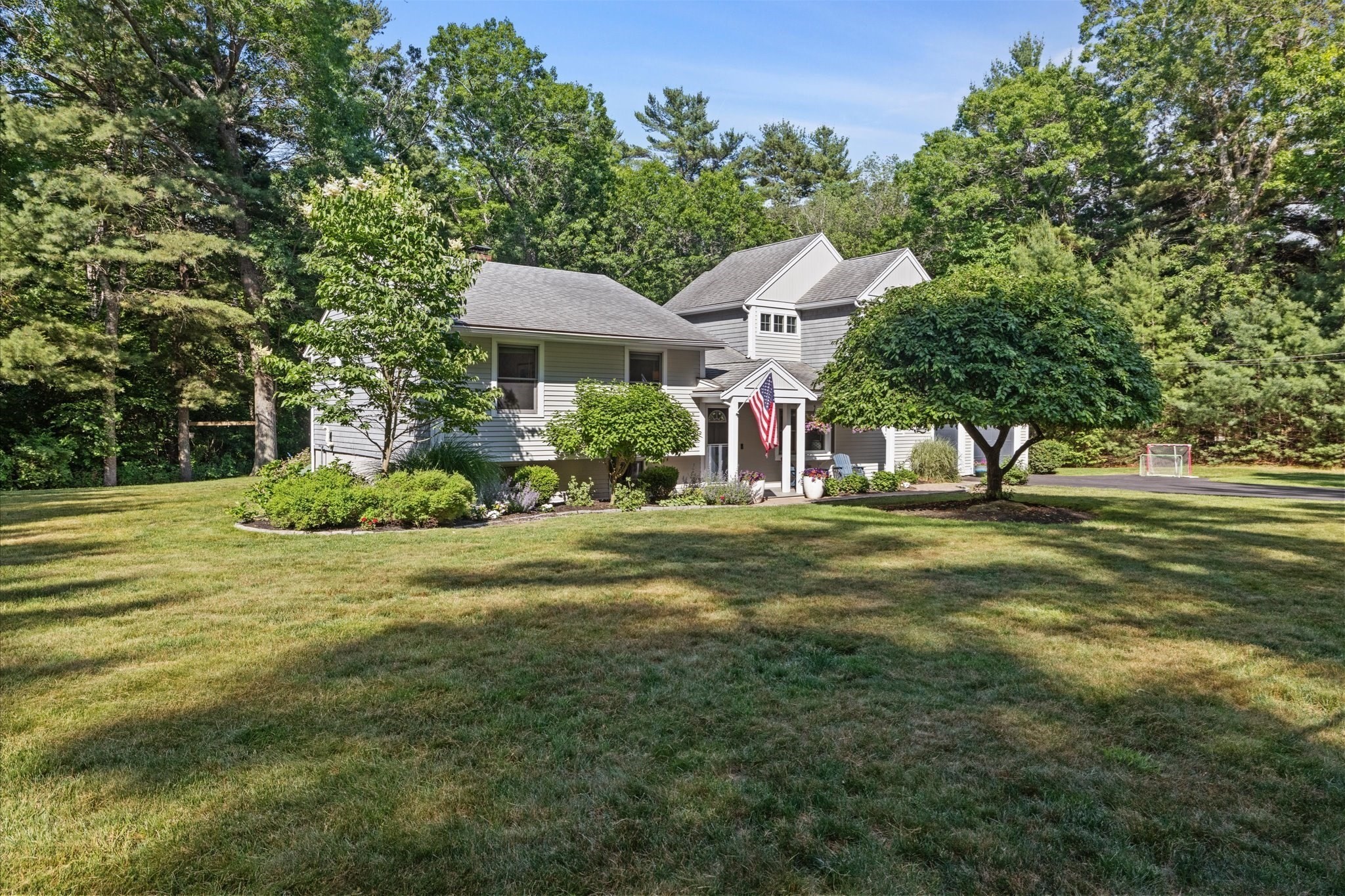 55 Union Bridge Road, Duxbury, MA 02332