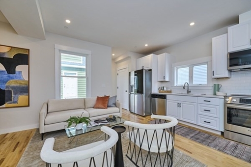 17 Macarthur Street, Apt 2