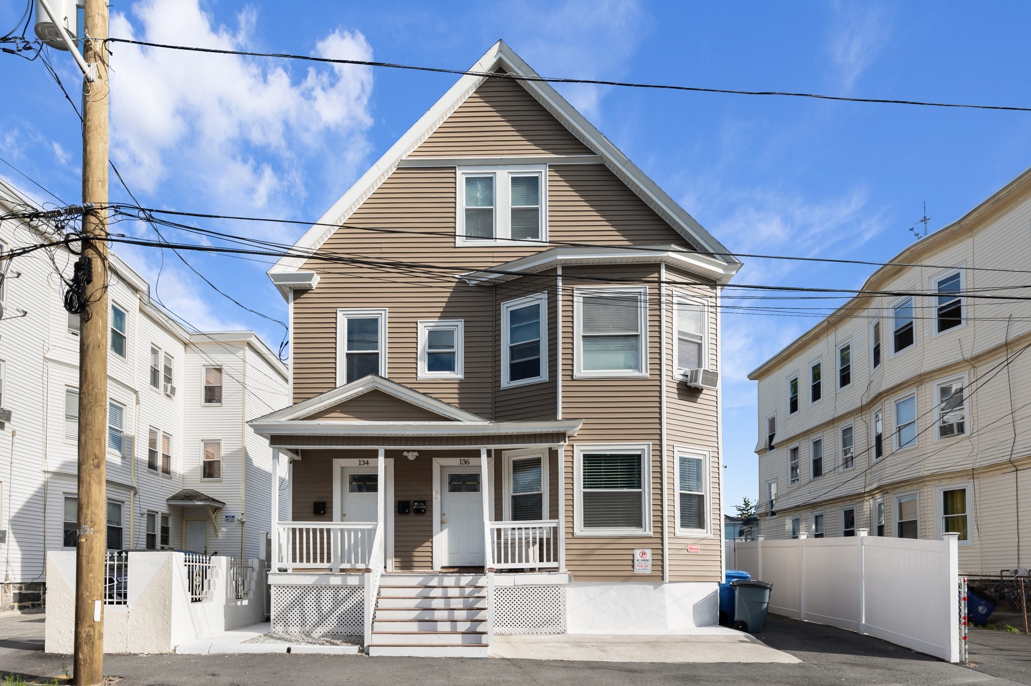134 Boxford St, Lawrence, MA 01843