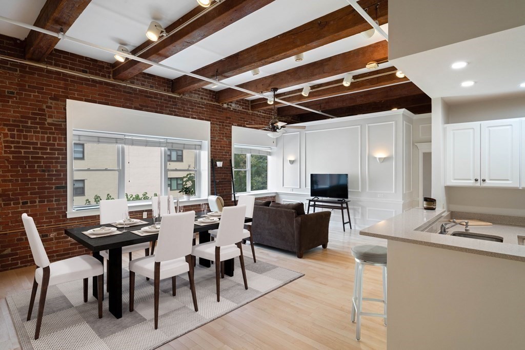 15 Sleeper St Unit 407, Seaport, Boston, MA 02210