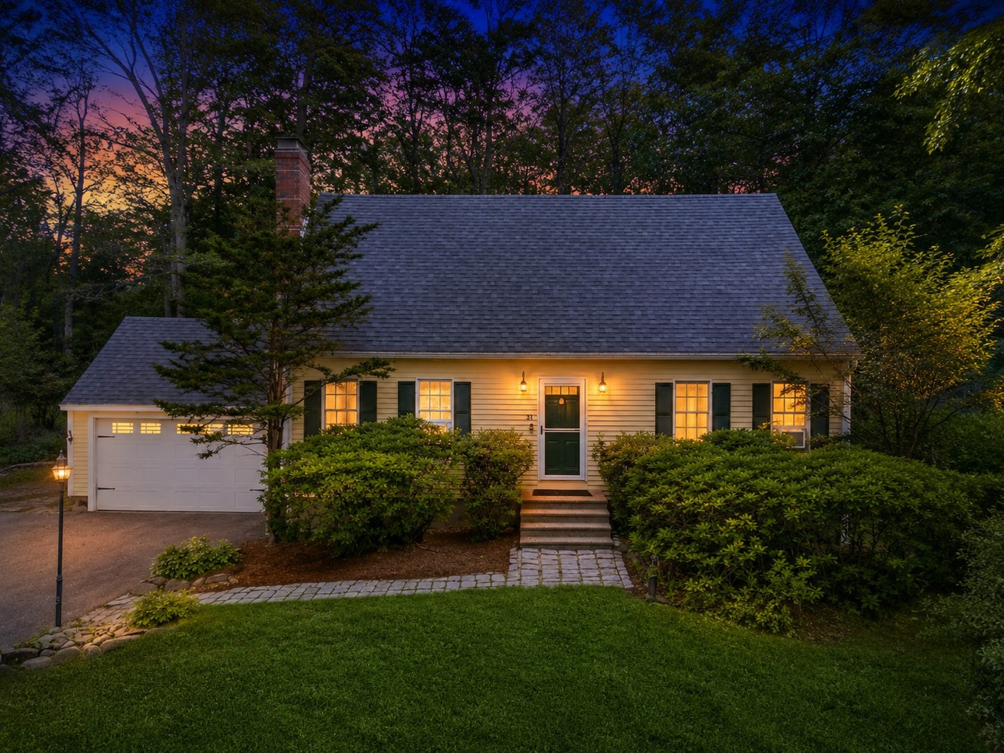 31 Kimball Rd, Amesbury, MA 01913
