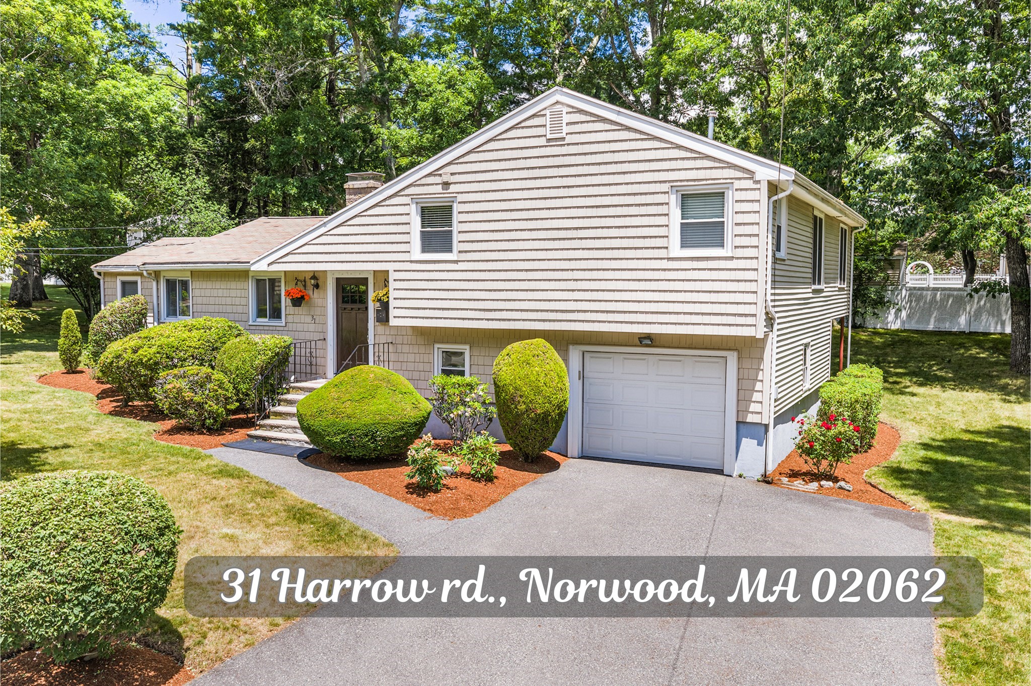 31 Harrow Rd, Norwood, MA 02062