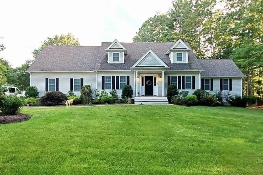 831 Mayflower St, Duxbury, MA 02332