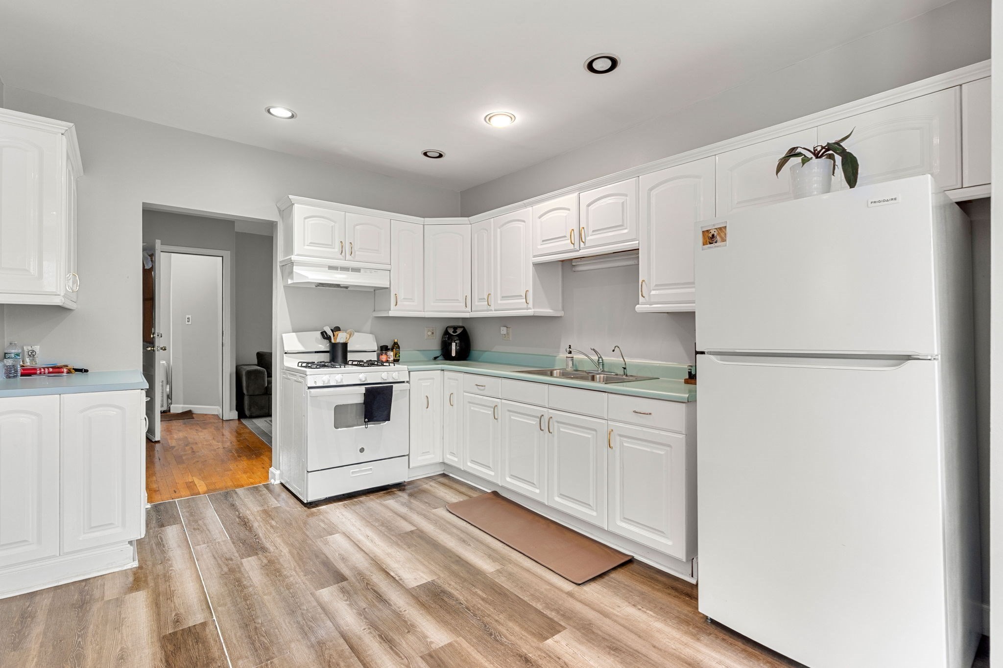 11 Pinkert St, Medford, MA 02155 - Image 23