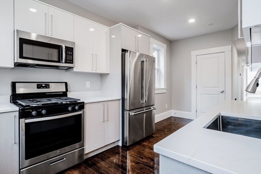 59 Strathmore Rd., Apt 2