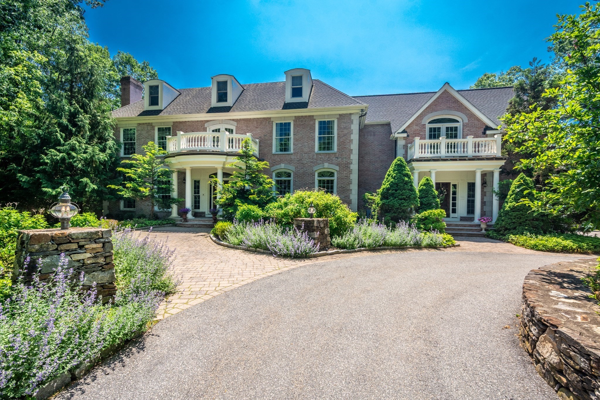 4 Wren Circle, North Reading, MA 01864