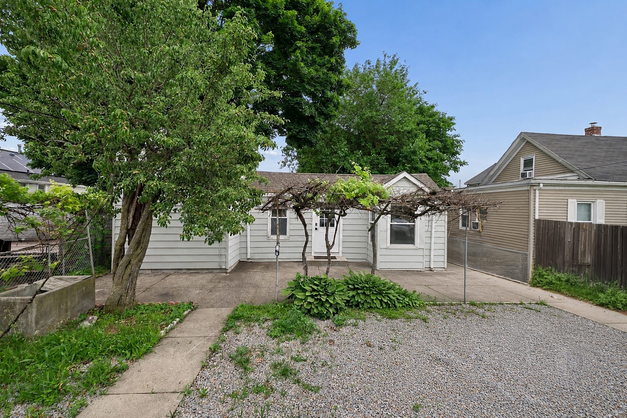 370 Pleasant St, Pawtucket, RI 02860