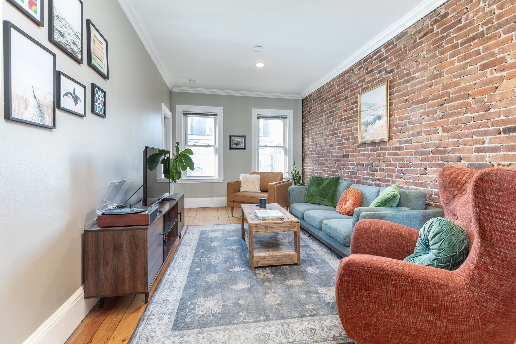 192 W 5th Unit 2, South Boston, Boston, MA 02127