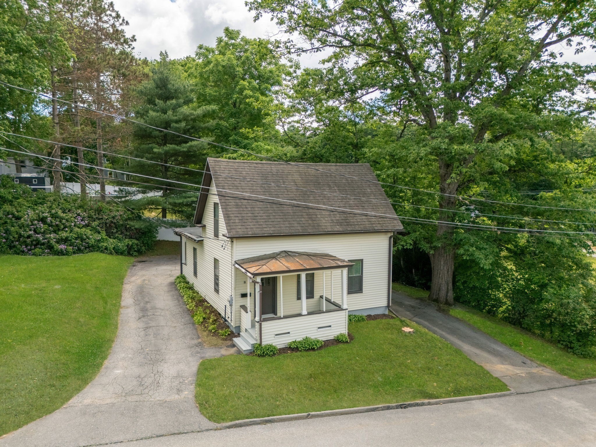 8 Nadeau St, Gardner, MA 01440