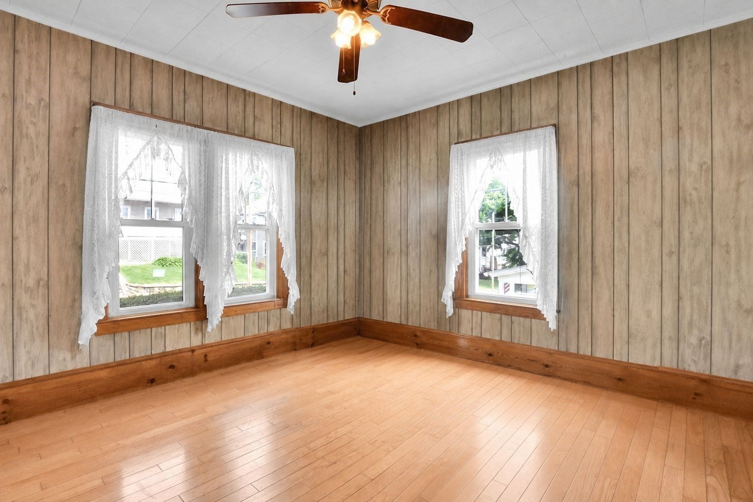 105 Beech St, Clinton, MA 01510 - Image 5
