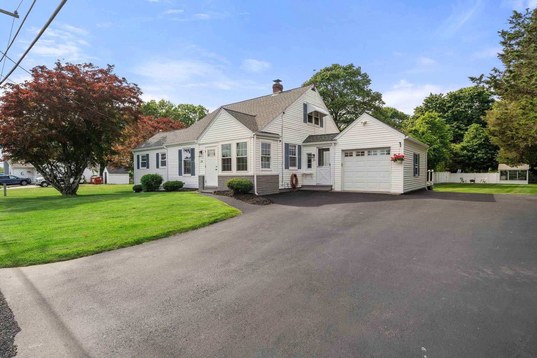 24 Wilbur St, Raynham, MA 02767