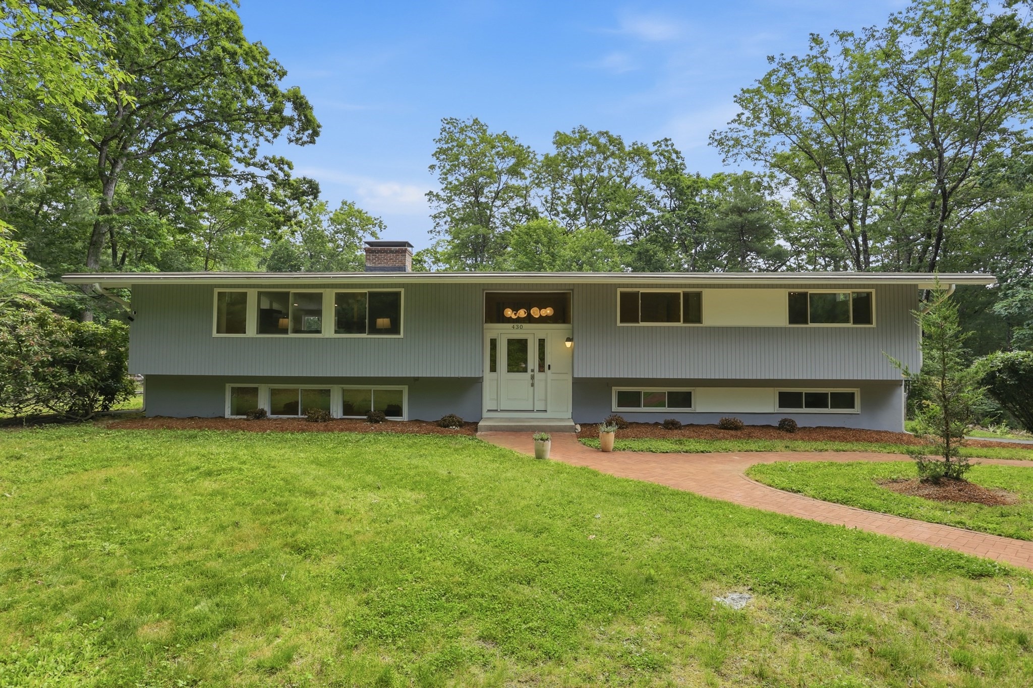 430 Heald Rd, Carlisle, MA 01741