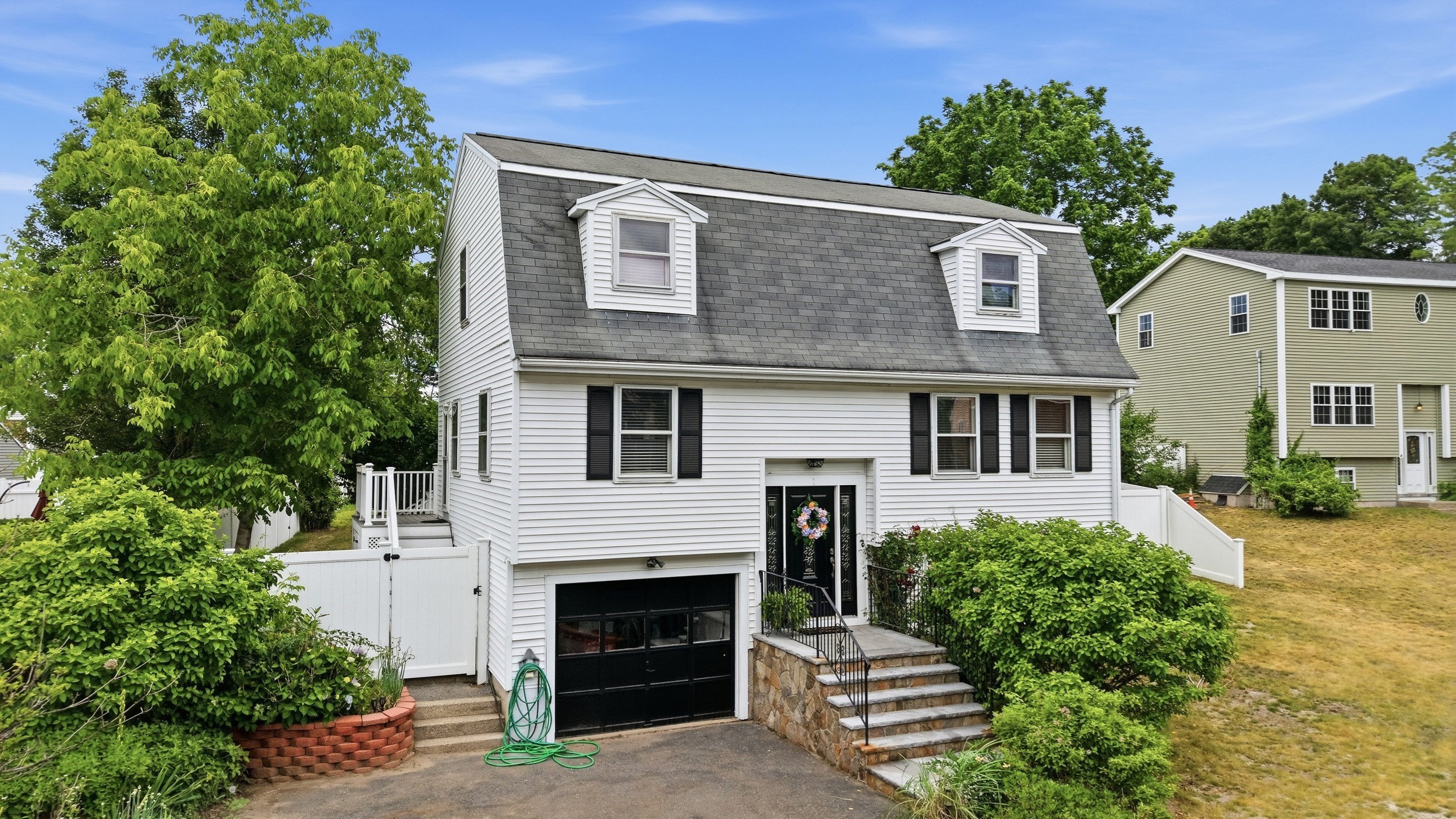2 Dobbins Drive, Woburn, MA 01801