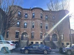 3150 Washington St, Apt 2