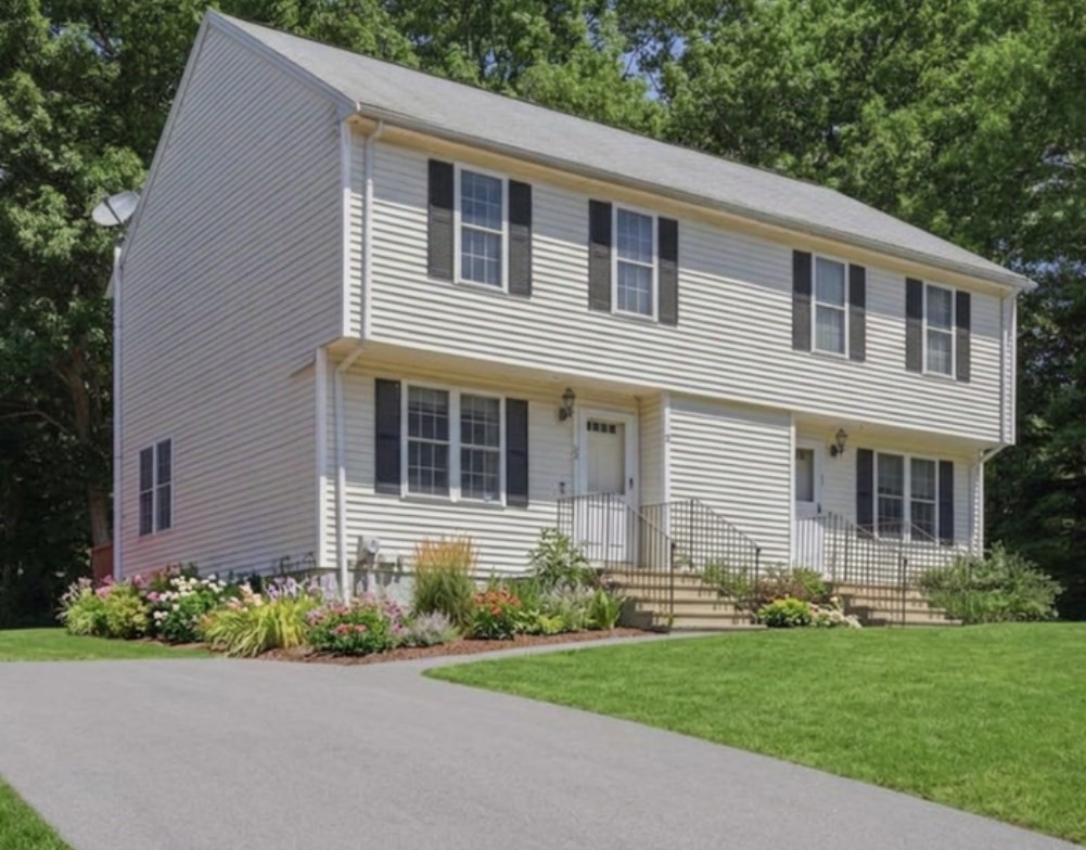22 Sharlene Ln Unit 22, Plainville, MA 02762