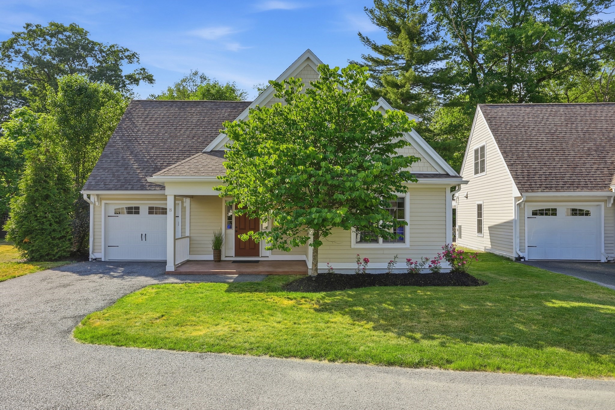8 Cheevers Path Unit 8, Bedford, MA 01730