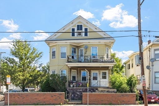 562 Main St