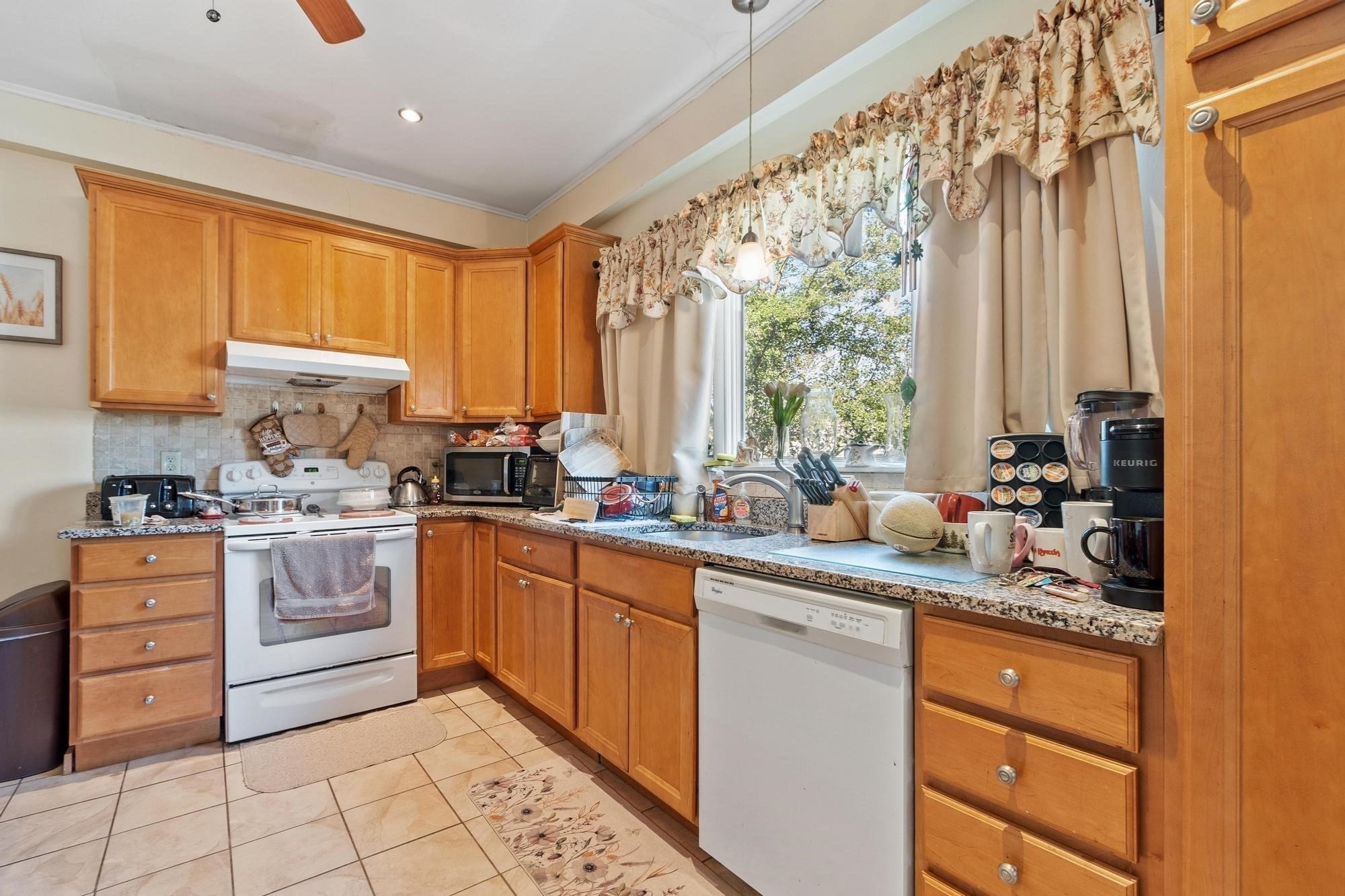 562 Main St, Medford, MA 02155 - Image 12