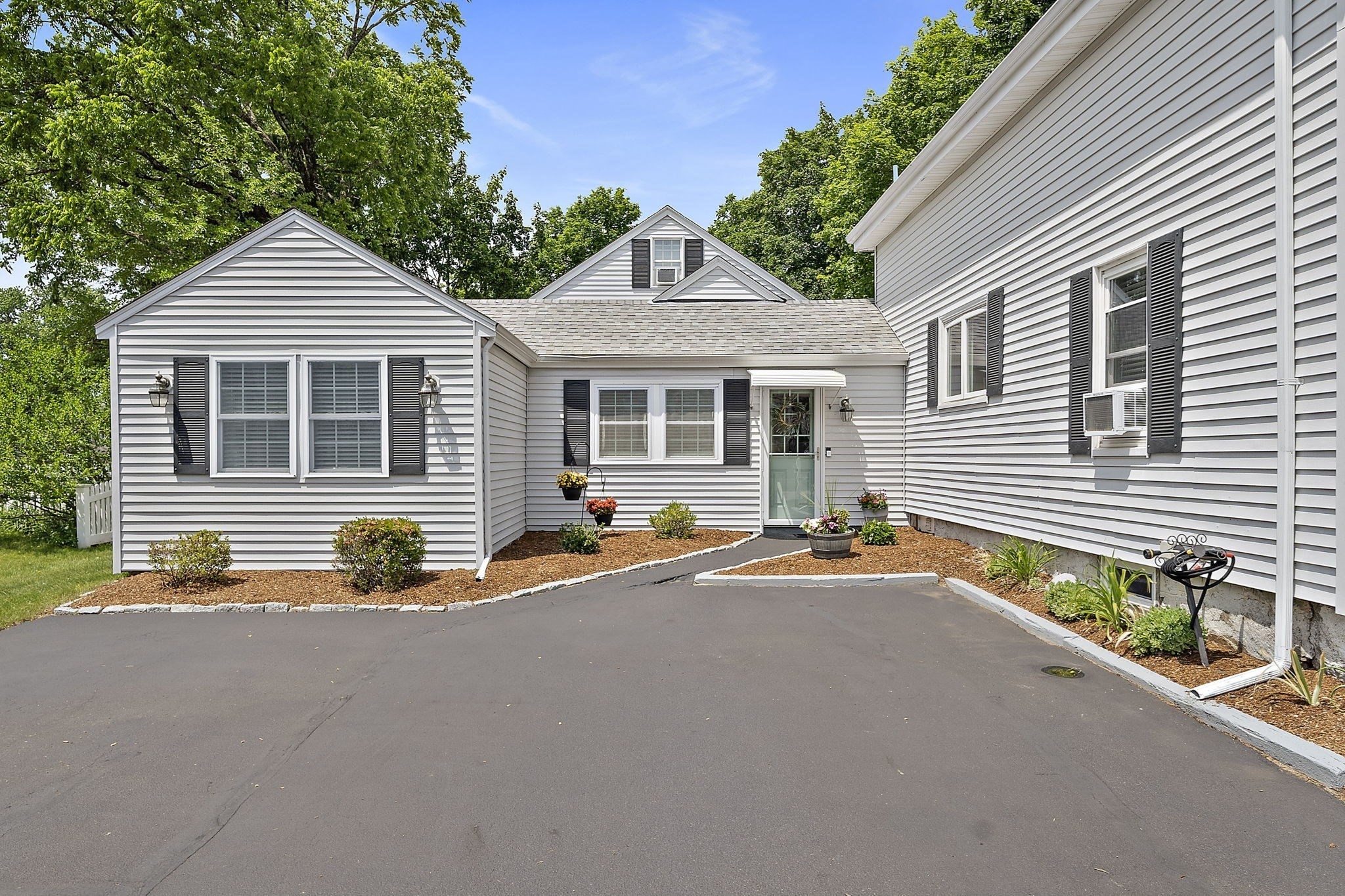 37 Davis St Unit 2, Mansfield, MA 02048