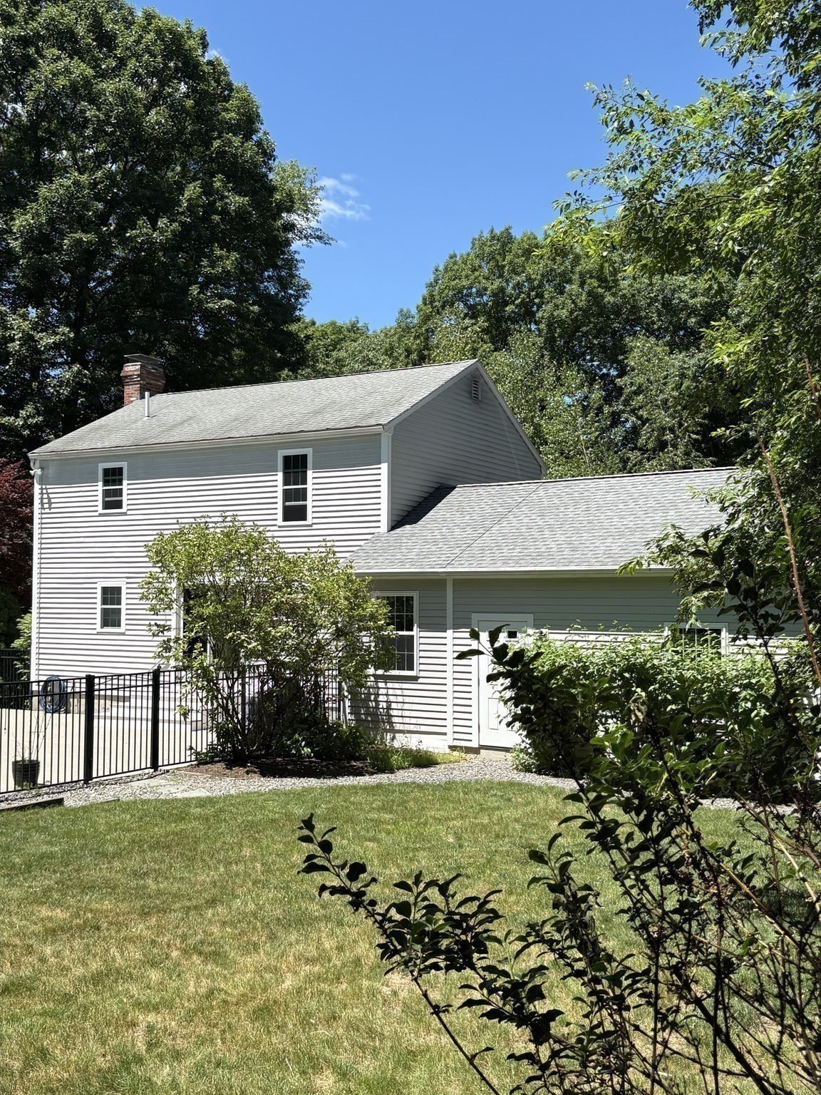 35 Houde St, Marlborough, MA 01752 - Image 4